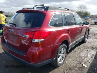 2014 Subaru Outback 2.5i Limited with VIN 4S4BRCLC1E3225695, listed as a IAAI auction lot 41675427 with 173,531 mi miles. Bid and sale history available at carsss.com. Image 4.