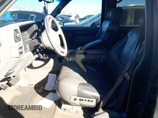 2000 GMC Denali with VIN 1GKEK13R6YR146253, listed as a Copart auction lot 44381765 with 264,950 mi miles and Salvage Title. Bid and sale history available at DreamBid. Image 7.
