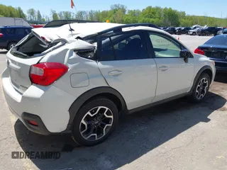 2017 Subaru Crosstrek Premium z VIN JF2GPABC8HH235798, wystawiony jako IAAI lot #42230397 z przebiegiem 111 746 mil mil oraz . Historia ofert i sprzedaży dostępna na DreamBid. Obrazek 4.