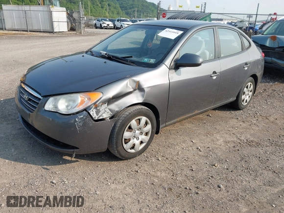 2009 Hyundai Elantra SE z VIN KMHDU46D49U674676, wystawiony jako IAAI lot #42411018 z przebiegiem 107 655 mil mil oraz . Historia ofert i sprzedaży dostępna na DreamBid. Obrazek 2.