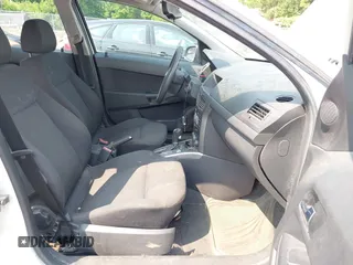 2008 Saturn Astra XE z VIN W08AR671585099126, wystawiony jako IAAI lot #42481697 z przebiegiem 144 411 mil mil oraz . Historia ofert i sprzedaży dostępna na DreamBid. Obrazek 5.