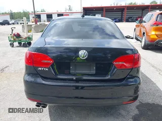 2012 Volkswagen Jetta SE с VIN 3VWDP7AJ4CM392797, выставлен на аукционе IAAI как лот 42413516 с пробегом 183 331 миль миль и . История ставок и продаж доступна на DreamBid. Изображение 17.