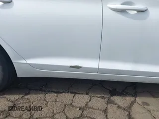 2017 Hyundai Sonata SE z VIN 5NPE24AF8HH575715, wystawiony jako IAAI lot #42030675 z przebiegiem 109 976 mil mil oraz . Historia ofert i sprzedaży dostępna na DreamBid. Obrazek 18.