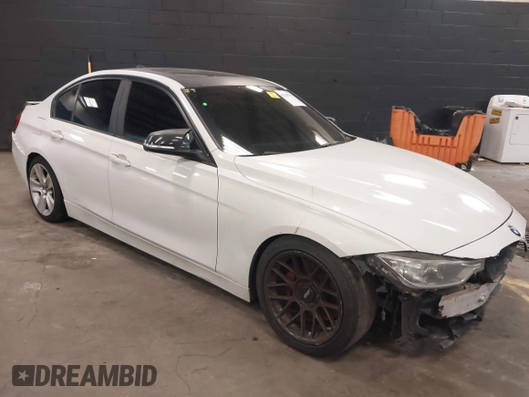 2013 BMW 3 Series 335i xDrive with VIN WBA3B9C54DF586575, listed as a IAAI auction lot 42285797 with 204,461 mi miles and . Bid and sale history available at DreamBid. Image 1.
