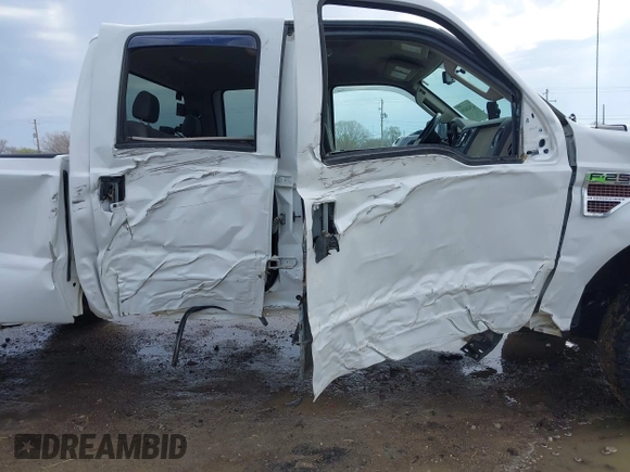2010 Ford Super Duty F-250 SRW XL with VIN 1FTSW2BR1AEA46245, listed as a IAAI auction lot 41818459 with 148,668 mi miles. Bid and sale history available at carsss.com. Image 6.