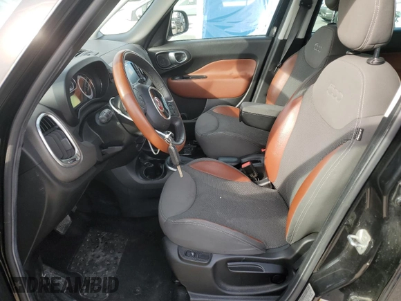 2014 FIAT 500L Trekking z VIN ZFBCFADH5EZ005847, wystawiony jako Copart lot #53369205 z przebiegiem 82 148 mil mil oraz Szkoda całkowita • Salvage title. Historia ofert i sprzedaży dostępna na DreamBid. Obrazek 7.