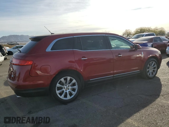 2014 Lincoln MKT with VIN 2LMHJ5FK0EBL50076, listed as a Copart auction lot 85914264 with 138,387 mi miles and Salvage Title. Bid and sale history available at DreamBid. Image 3.