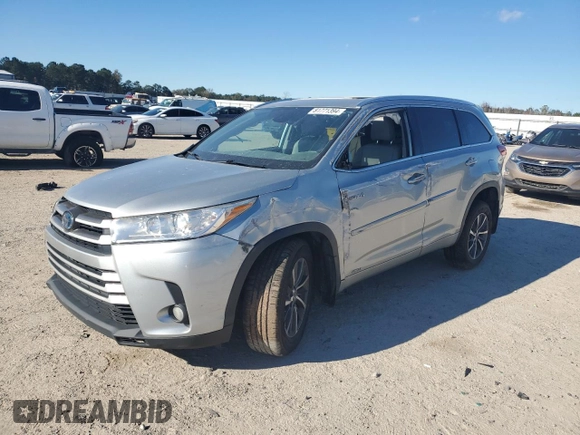 2018 Toyota Highlander Hybrid XLE with VIN 5TDJGRFH9JS045034, listed as a Copart auction lot 81771394 with 106,504 mi miles and Salvage title. Bid and sale history available at DreamBid. Image 1.