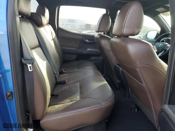 2016 Toyota Tacoma Limited with VIN 5TFEZ5CN3GX020020, listed as a Copart auction lot 85334784 with 120,273 mi miles and Salvage Title. Bid and sale history available at carsss.com. Image 10.