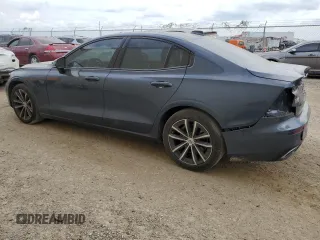 2021 Volvo S60 Momentum with VIN 7JR102FZ0MG119610, listed as a Copart auction lot 69328004 with 25,104 mi miles and Salvage Title. Bid and sale history available at carsss.com. Image 2.
