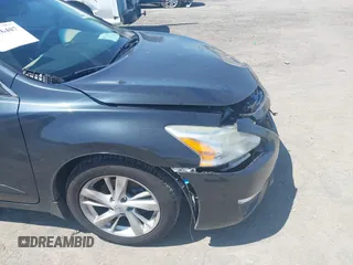 2014 Nissan Altima 2.5 S with VIN 1N4AL3AP4EC429257, listed as a IAAI auction lot 41976407 with 109,014 mi miles. Bid and sale history available at carsss.com. Image 13.