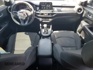 2019 Kia Forte LXS z VIN 3KPF24AD3KE024123, wystawiony jako Copart lot #57303815 z przebiegiem 72 922 mil mil oraz Nie do naprawy • Non repairable. Historia ofert i sprzedaży dostępna na DreamBid. Obrazek 8.