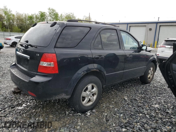 2008 Kia Sorento LX z VIN KNDJC735485861014, wystawiony jako Copart lot #56156945 z przebiegiem 187 531 mil mil oraz Czysty tytuł • Clean title. Historia ofert i sprzedaży dostępna na DreamBid. Obrazek 3.