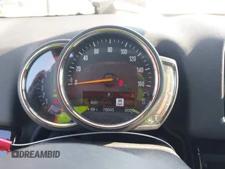 2020 MINI Countryman Cooper S с VIN WMZYX1C03L3L54808, выставлен на аукционе IAAI как лот 42585859 с пробегом 70 045 миль миль и . История ставок и продаж доступна на DreamBid. Изображение 7.