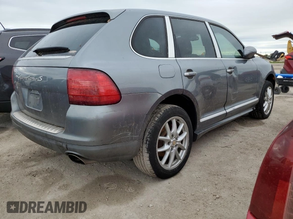 2006 Porsche Cayenne S with VIN WP1AB29P56LA61215, listed as a Copart auction lot 75462624 with 0 mi miles and Salvage Title. Bid and sale history available at carsss.com. Image 3.