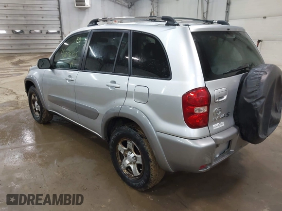 2005 Toyota RAV4 with VIN JTEHD20V456038202, listed as a IAAI auction lot 42038105 with 231,942 mi miles. Bid and sale history available at carsss.com. Image 3.