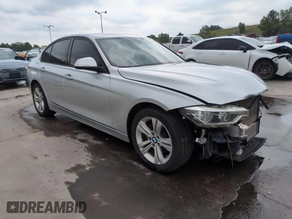 2016 BMW 3 Series 328i xDrive с VIN WBA8E3G55GNU04932, выставлен на аукционе Copart как лот 62412935 с пробегом 151 989 миль миль и Списание • Salvage title. История ставок и продаж доступна на DreamBid. Изображение 14.