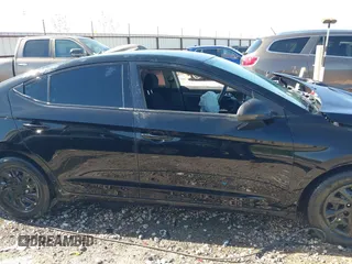 2018 Hyundai Elantra SE z VIN KMHD74LF2JU596691, wystawiony jako IAAI lot #42084069 z przebiegiem 75 652 mil mil oraz . Historia ofert i sprzedaży dostępna na DreamBid. Obrazek 14.