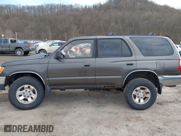 1997 Toyota 4Runner SR5 с VIN JT3HN86R0V0103102, выставлен на аукционе IAAI как лот 41652920 с пробегом 408 613 миль миль и . История ставок и продаж доступна на DreamBid. Изображение 14.