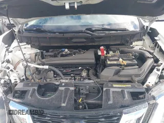 2019 Nissan Rogue SV with VIN KNMAT2MVXKP528443, listed as a IAAI auction lot 40556136 with 176,994 mi miles. Bid and sale history available at carsss.com. Image 10.