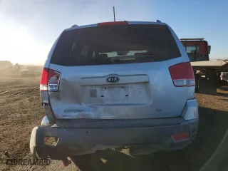 2009 Kia Borrego LX with VIN KNDJH741995032986, listed as a Copart auction lot 88787425 with 121,667 mi miles and Salvage Title. Bid and sale history available at carsss.com. Image 6.