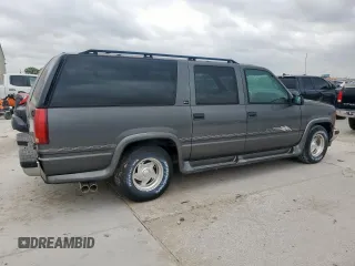 1999 Chevrolet Suburban with VIN 1GBEC16R0XJ434453, listed as a Copart auction lot 54711725 with 179,597 mi miles and Clean title. Bid and sale history available at DreamBid. Image 3.