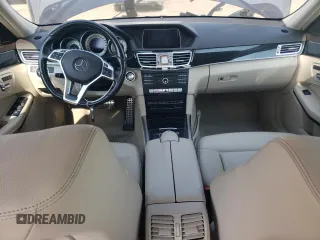 2016 Mercedes-Benz E 350 Luxury with VIN WDDHF8JB4GB295544, listed as a Copart auction lot 59818055 with 101,994 mi miles and Salvage title. Bid and sale history available at DreamBid. Image 8.