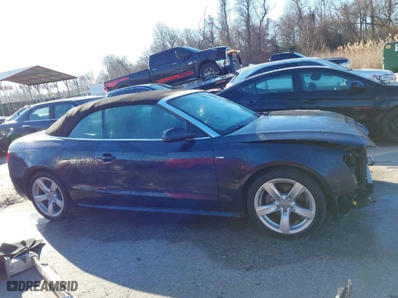 2016 Audi A5 Premium Plus with VIN WAUM2AFH2GN005516, listed as a IAAI auction lot 41137631 with 60,280 mi miles. Bid and sale history available at carsss.com. Image 14.