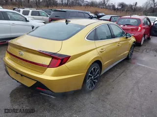 2020 Hyundai Sonata SEL Plus with VIN 5NPEJ4J27LH015645, listed as a IAAI auction lot 41516654 with 84,726 mi miles. Bid and sale history available at carsss.com. Image 4.