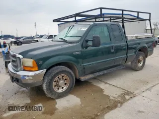 2001 Ford F-250 XL with VIN 1FTNX20S81EA22220, listed as a Copart auction lot 54601245 with 137,652 mi miles and Clean title. Bid and sale history available at DreamBid. Image 1.