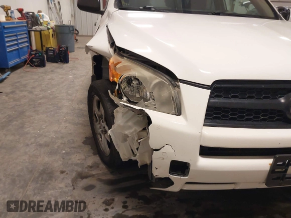 2011 Toyota RAV4 with VIN JTMZF4DV9B5036584, listed as a IAAI auction lot 41270074 with 231,474 mi miles. Bid and sale history available at carsss.com. Image 6.