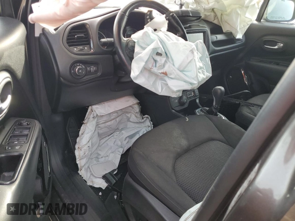 2018 Jeep Renegade Altitude with VIN ZACCJBBB9JPG71487, listed as a Copart auction lot 43270695 with 112,018 mi miles and Salvage title. Bid and sale history available at DreamBid. Image 8.