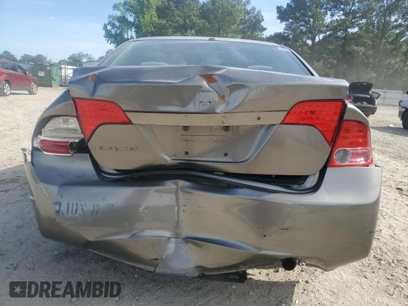 2008 Honda Civic LX z VIN 2HGFA16598H341387, wystawiony jako Copart lot #56383025 z przebiegiem 193 907 mil mil oraz Szkoda całkowita • Salvage title. Historia ofert i sprzedaży dostępna na DreamBid. Obrazek 6.