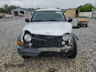 2007 Jeep Liberty Sport z VIN 1J4GL48K27W715799, wystawiony jako Copart lot #57963535 z przebiegiem 181 104 mil mil oraz Szkoda całkowita • Salvage title. Historia ofert i sprzedaży dostępna na DreamBid. Obrazek 5.