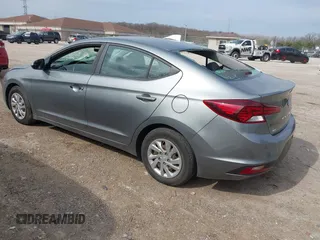 2019 Hyundai Elantra SE with VIN KMHD74LF9KU777191, listed as a IAAI auction lot 42135576 with 33,568 mi miles and . Bid and sale history available at DreamBid. Image 3.