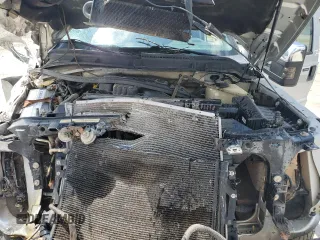2014 Ford F-250 XL z VIN 1FT7X2B68EEA67690, wystawiony jako Copart lot #56468055 z przebiegiem 149 092 mil mil oraz Szkoda całkowita • Salvage title. Historia ofert i sprzedaży dostępna na DreamBid. Obrazek 11.