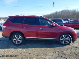2013 Nissan Pathfinder SL with VIN 5N1AR2MN0DC665105, listed as a IAAI auction lot 41331282 with 184,155 mi miles. Bid and sale history available at carsss.com. Image 13.
