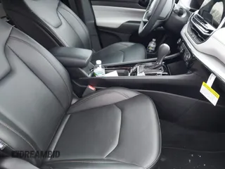 2024 Jeep Compass Limited с VIN 3C4NJDCN2RT103258, выставлен на аукционе IAAI как лот 41246086 с пробегом 3 792 миль миль и . История ставок и продаж доступна на DreamBid. Изображение 5.