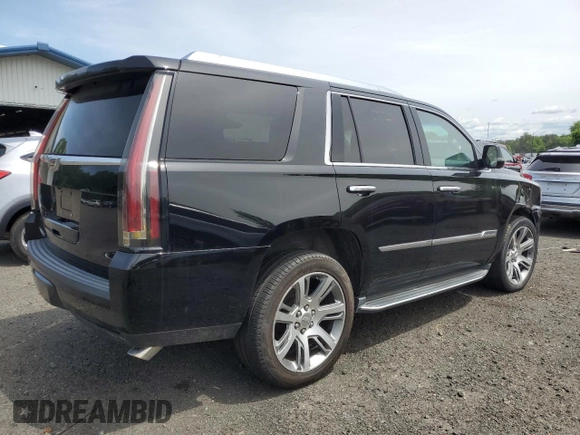 2016 Cadillac Escalade Luxury Collection z VIN 1GYS4BKJ4GR361116, wystawiony jako Copart lot #58193995 z przebiegiem 104 330 mil mil oraz Czysty tytuł • Clean title. Historia ofert i sprzedaży dostępna na DreamBid. Obrazek 3.