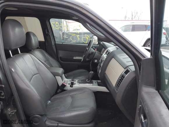 2011 Mercury Mariner with VIN 4M2CN8B7XBKJ01717, listed as a IAAI auction lot 42030587 with 115,766 mi miles. Bid and sale history available at carsss.com. Image 5.
