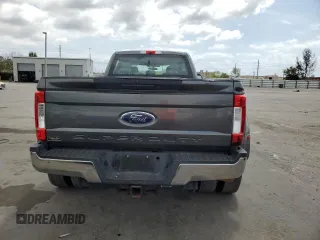 2019 Ford F-350 XL z VIN 1FT8W3DT0KEF46763, wystawiony jako Copart lot #54142815 z przebiegiem 101 312 mil mil oraz Tytuł czysty. Historia ofert i sprzedaży dostępna na DreamBid. Obrazek 6.