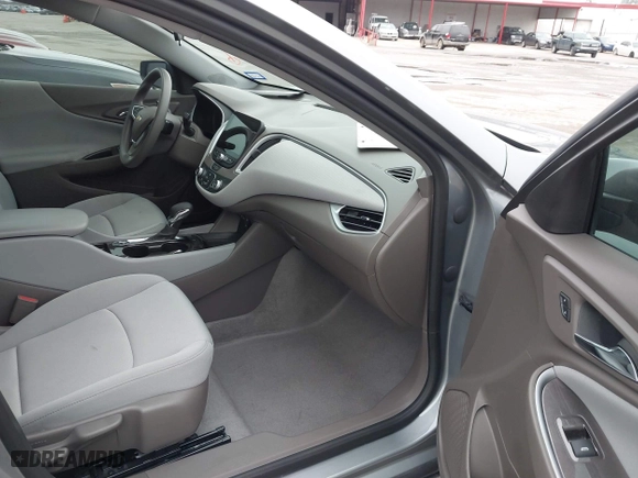 2024 Chevrolet Malibu LS with VIN 1G1ZC5ST2RF108805, listed as a IAAI auction lot 41638447 with 35,216 mi miles. Bid and sale history available at carsss.com. Image 5.
