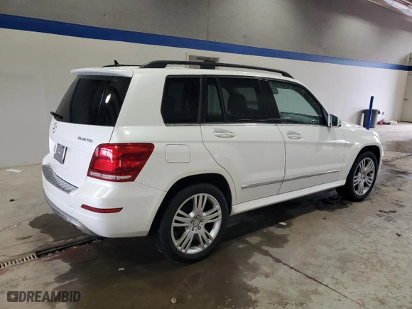 2015 Mercedes-Benz GLK-Class GLK 250 BlueTEC with VIN WDCGG0EB9FG409953, listed as a Copart auction lot 45100845 with 192,104 mi miles and Clean Title. Bid and sale history available at carsss.com. Image 3.