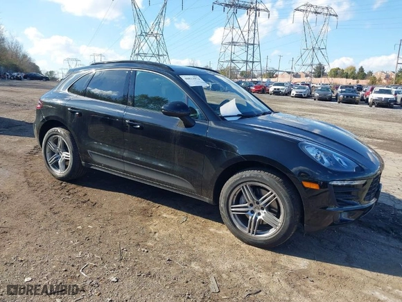 2017 Porsche Macan with VIN WP1AA2A55HLB01566, listed as a IAAI auction lot 40823972 with 69,772 mi miles. Bid and sale history available at carsss.com. Image 1.