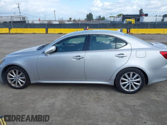 2009 Lexus IS 250 with VIN JTHBK262295092475, listed as a IAAI auction lot 41922188 with 151,014 mi miles and . Bid and sale history available at DreamBid. Image 14.