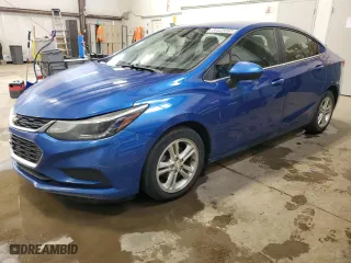 2018 Chevrolet Cruze LT with VIN 1G1BE5SM0J7205309, listed as a Copart auction lot 50096805 with 197,368 mi miles and Clean Title. Bid and sale history available at carsss.com. Image 1.