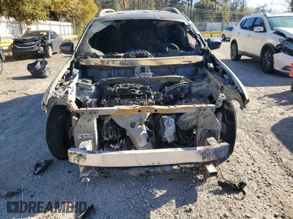 2020 Jeep Cherokee Latitude with VIN 1C4PJLCB5LD581373, listed as a Copart auction lot 85666334 with Not Provided miles and Salvage Title. Bid and sale history available at DreamBid. Image 5.