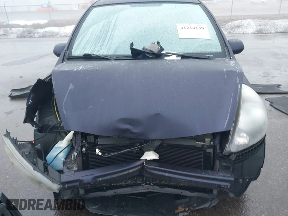2008 Honda Fit Sport z VIN JHMGD38608S036542, wystawiony jako IAAI lot #41214139 z przebiegiem 135 893 mil mil oraz . Historia ofert i sprzedaży dostępna na DreamBid. Obrazek 11.