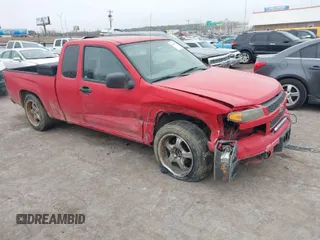 2004 Chevrolet Colorado LS ZQ8 with VIN 1GCCS196348188427, listed as a IAAI auction lot 41493119 with 121,487 mi miles. Bid and sale history available at carsss.com. Image 1.