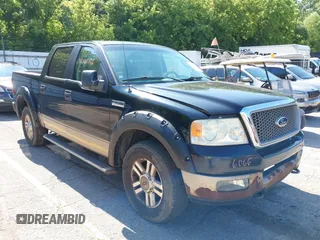 2005 Ford F-150 XLT z VIN 1FTPW14505FB29627, wystawiony jako IAAI lot #42586066 z przebiegiem 203 299 mil mil oraz . Historia ofert i sprzedaży dostępna na DreamBid. Obrazek 1.